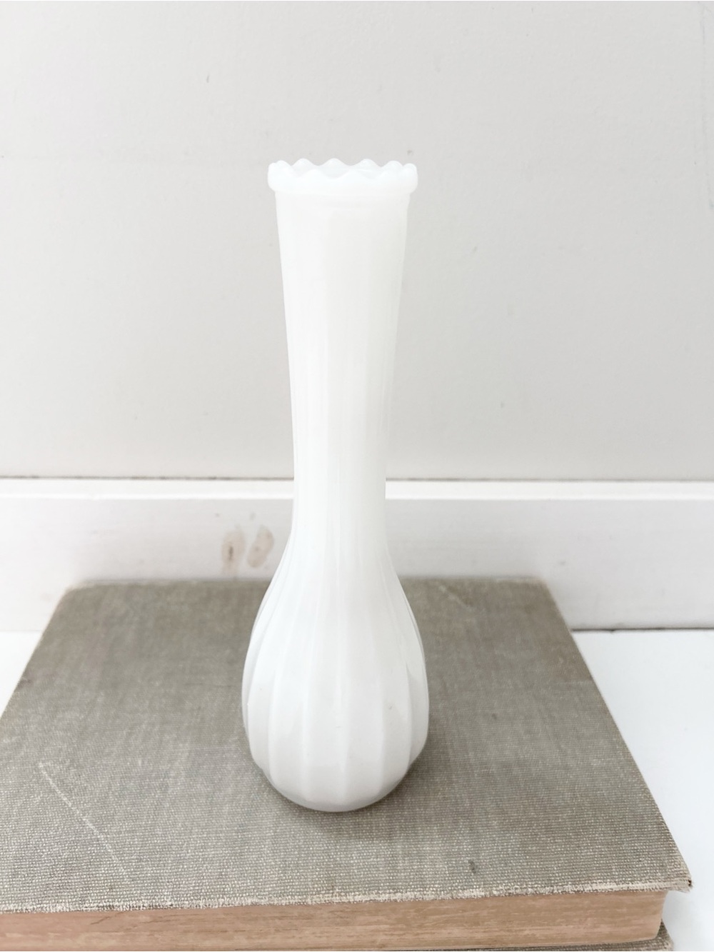 Vintage CLG Co White Milk Glass Ribbed Body Scalloped Rim Flower Bud
